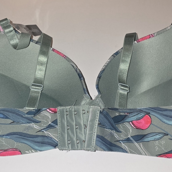 Catherine malandrino pushup bra 42C with roses design new RN# 146342 - Picture 3 of 6